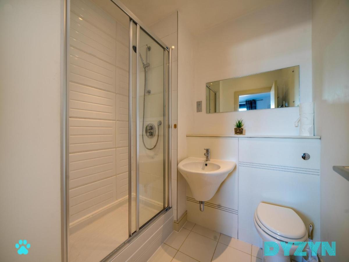 Cozy 2Br Retreat Prime Cardiff Location Διαμέρισμα Εξωτερικό φωτογραφία