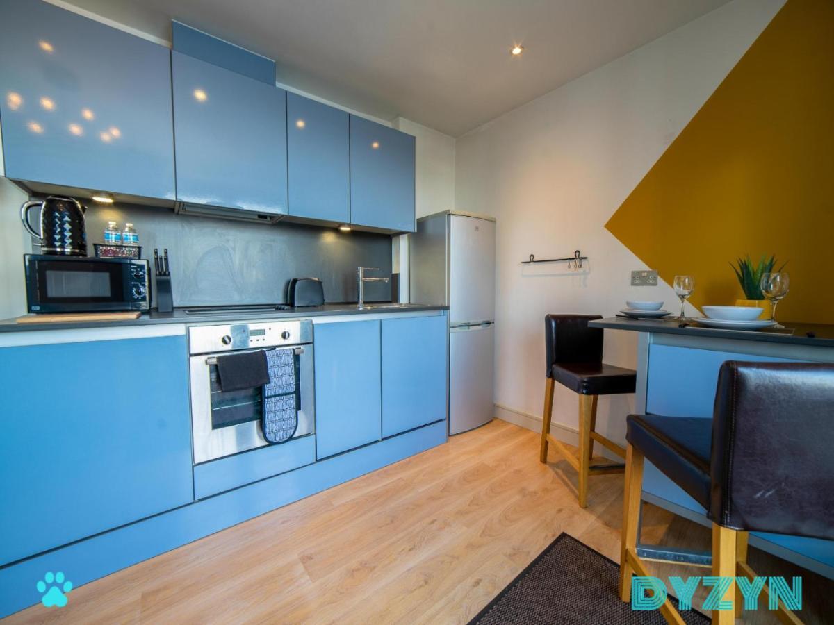 Cozy 2Br Retreat Prime Cardiff Location Διαμέρισμα Εξωτερικό φωτογραφία